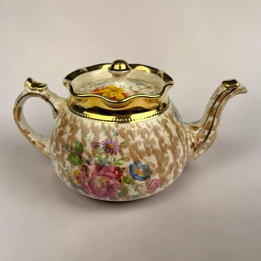 Arthur Wood Staffordshire England Teapot 3726 Gilt Gold Brown Sponge‎ Floral